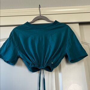 Blue green workout crop top